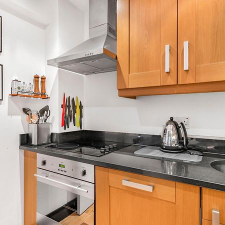 Elegant 1 Bedroom Flat Near Harrods London Exterior foto